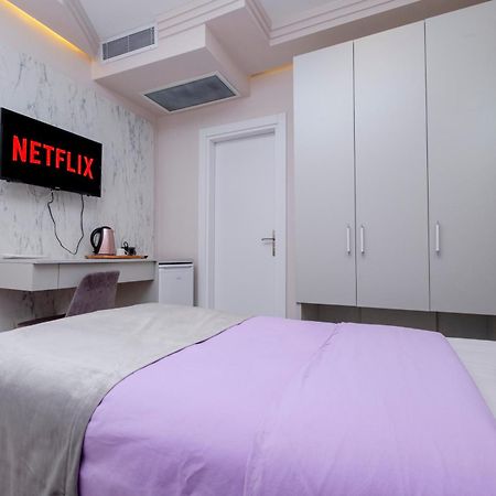Lavender Airport Hotel Arnavutkoy エクステリア 写真