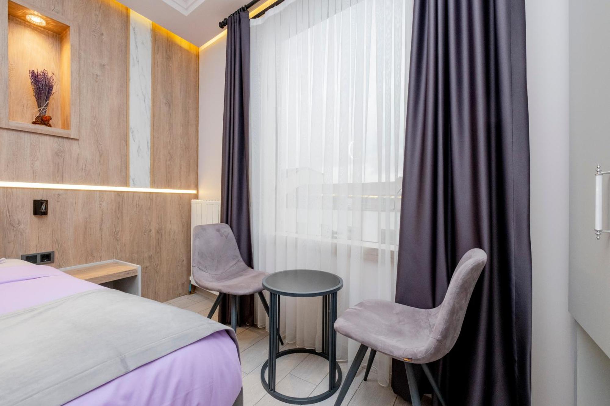 Lavender Airport Hotel Arnavutkoy エクステリア 写真
