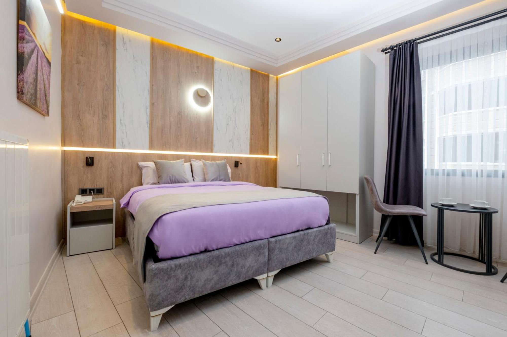 Lavender Airport Hotel Arnavutkoy エクステリア 写真