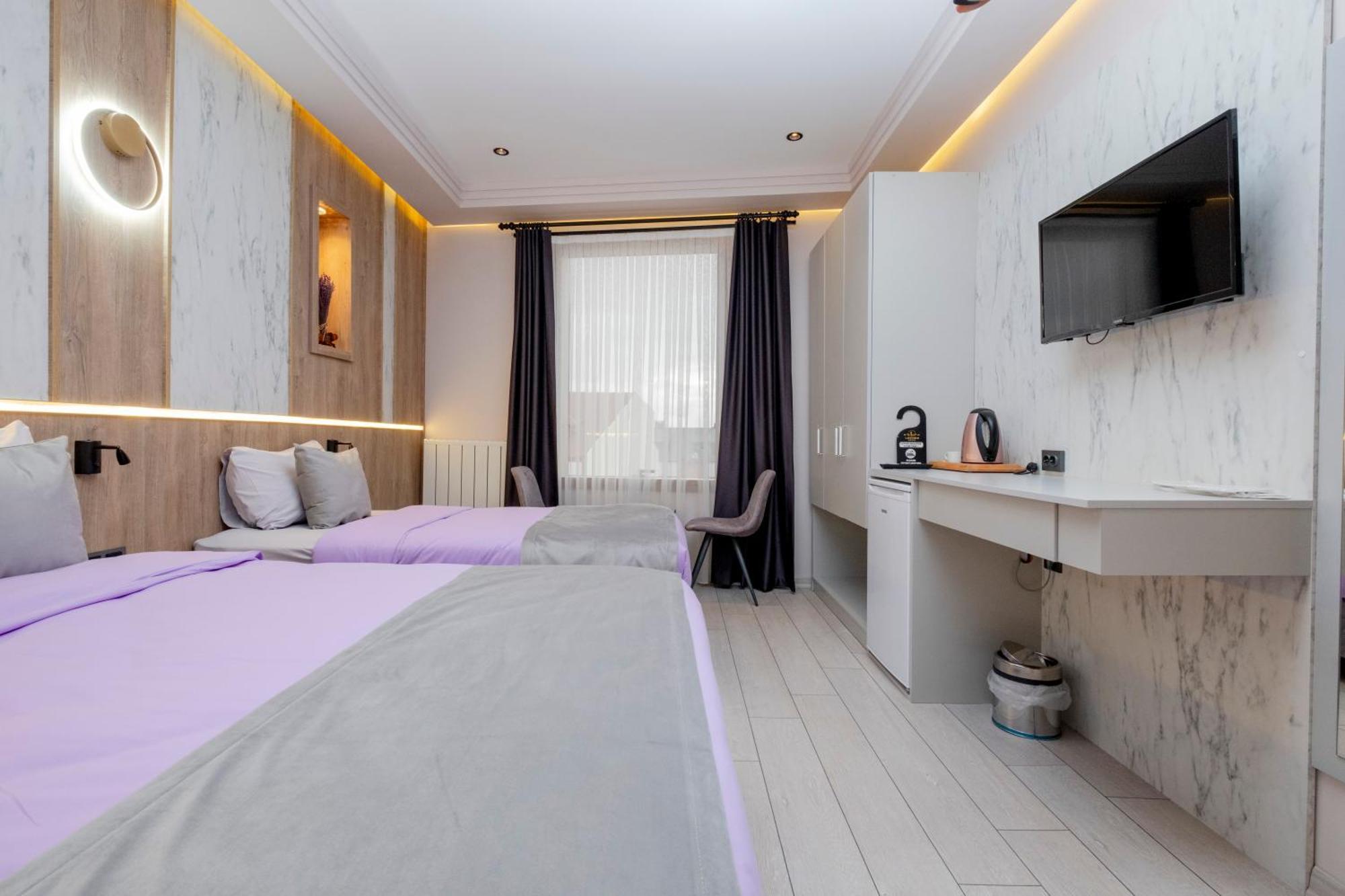 Lavender Airport Hotel Arnavutkoy エクステリア 写真