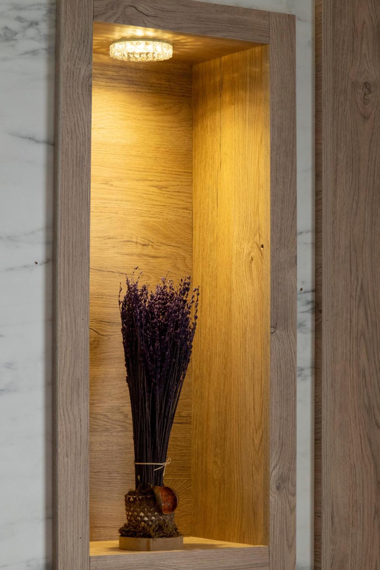 Lavender Airport Hotel Arnavutkoy エクステリア 写真
