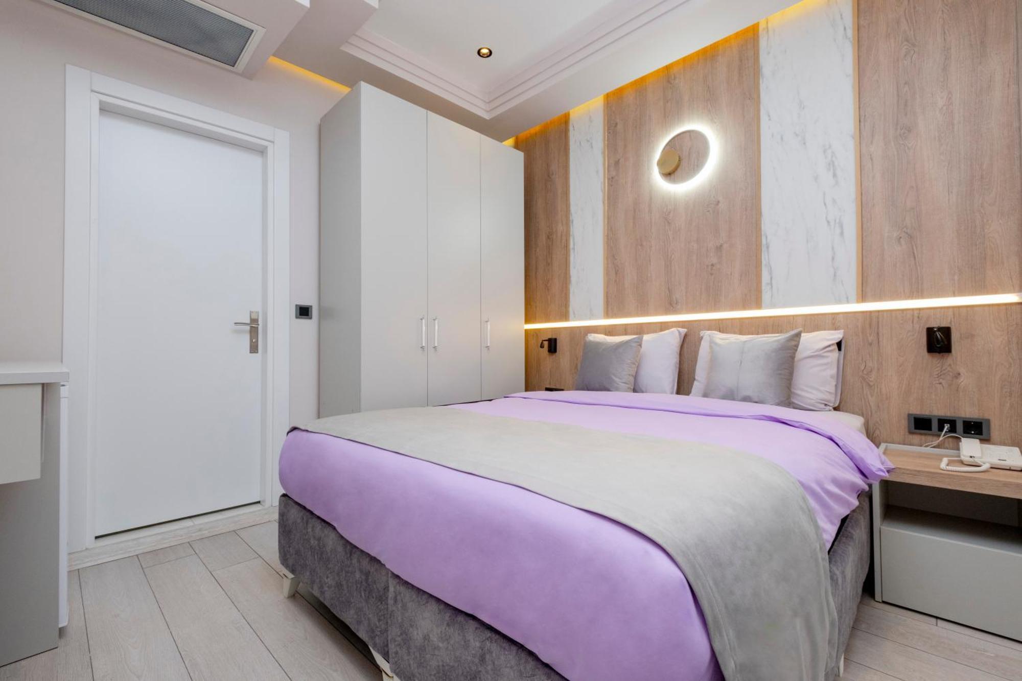 Lavender Airport Hotel Arnavutkoy エクステリア 写真