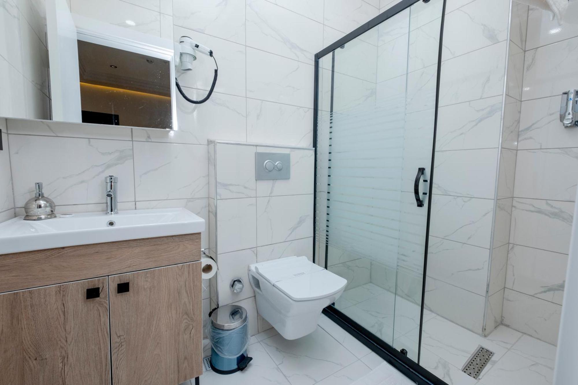 Lavender Airport Hotel Arnavutkoy エクステリア 写真