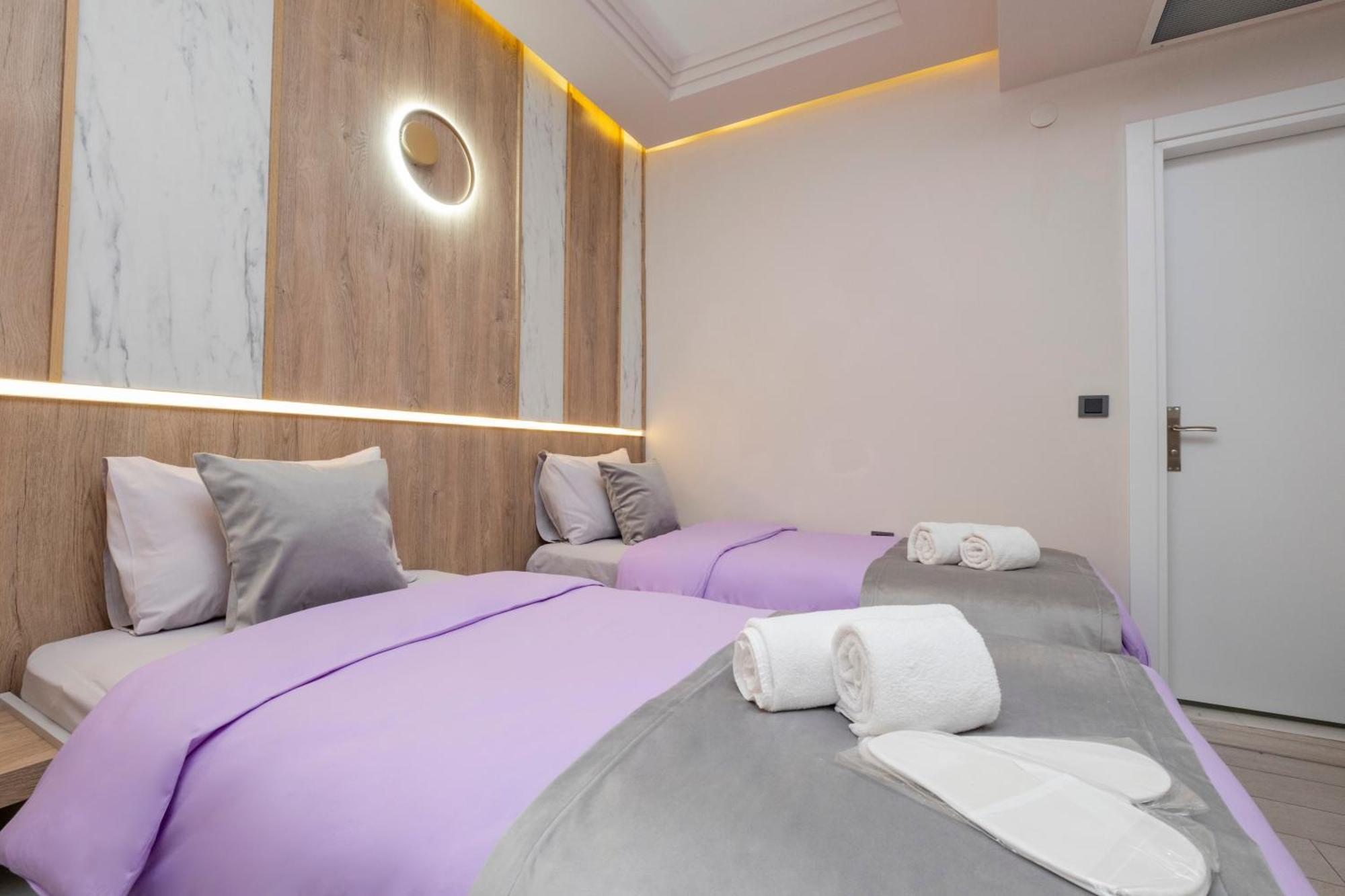 Lavender Airport Hotel Arnavutkoy エクステリア 写真
